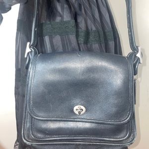 Vintage Coach 9061 Rambler Black Leather Coach Purse/Bag